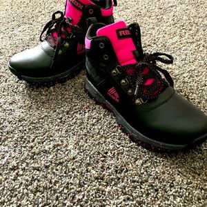 Rbx women’s outdoor boots! Great for rain or snow